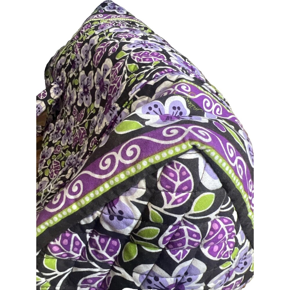Vera Bradley (2011) Retired Plum Petals Pattern Travel Duffel Bag Boho Chic Y2K - Picture 7 of 12